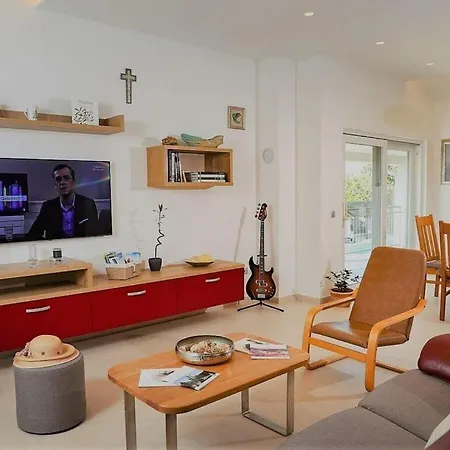 Monte Uliveto Comfortable Holiday Villa